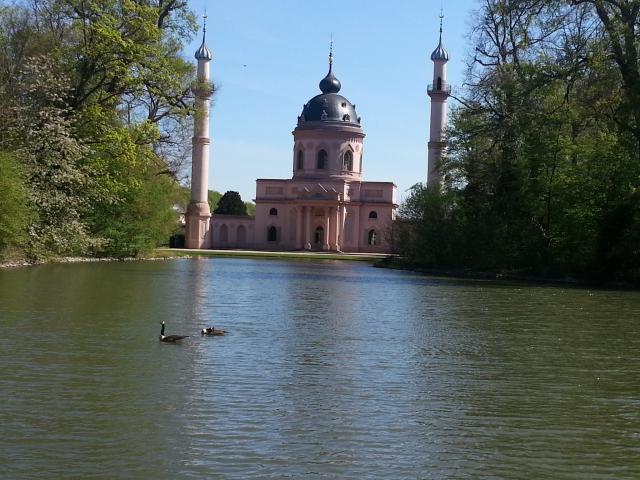 Heimat ist ein Gefühl? Was weiß ich, was Heimat ist.